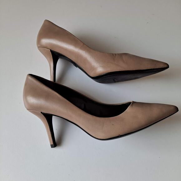 Kenneth Cole New York Tan Leather Pointed Toe Stiletto Heel Pumps Women Size 8.5 - Picture 5 of 10